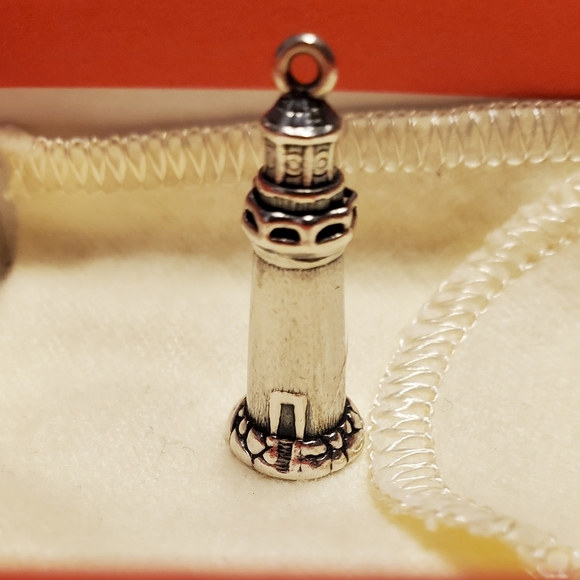 James Avery Retired Lighthouse charm - Picture 8 of 11